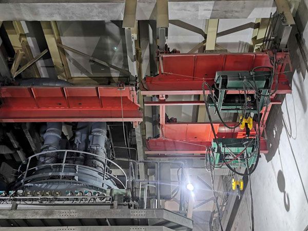 過(guò)軌吊起重機(jī)